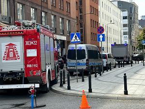 Włamał się do ministerstwa uzbrojony i z pełną torbą. Policja ujawniła nowe fakty.