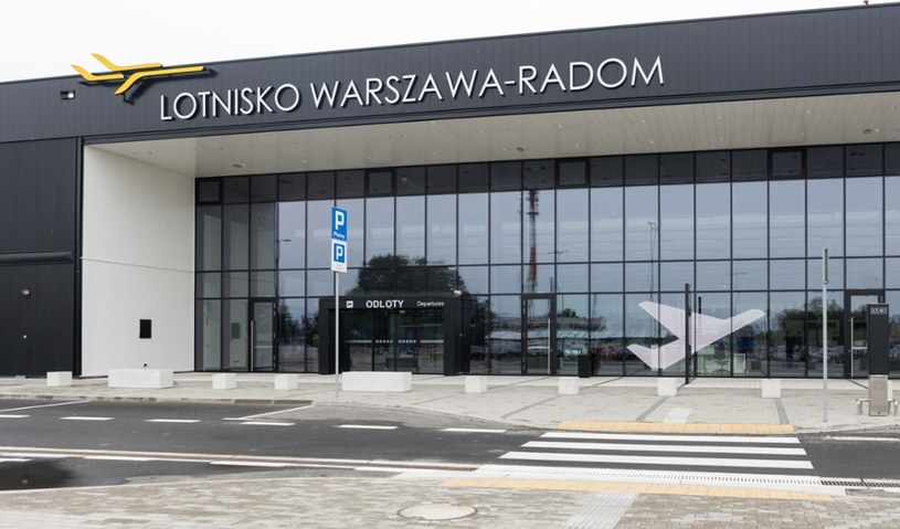 Lotnisko Warszawa-Radom z niską frekwencją pasażerów. Jakie są alternatywne destynacje?