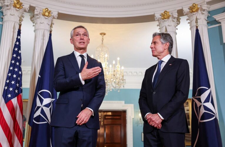 Szczyt NATO w Waszyngtonie: Sekretarz generalny Stoltenberg zapowiada zwiększenie produkcji broni na Zachodzie