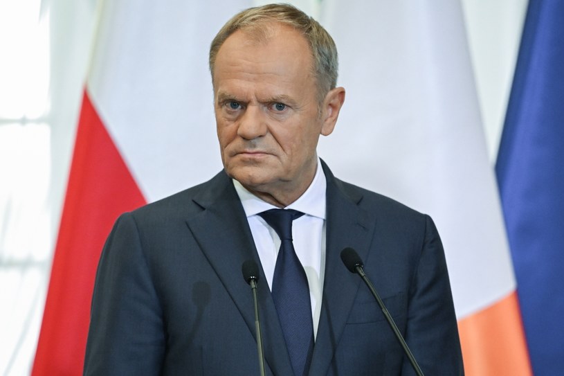 Premier w sposób bezpośredni przyznaje: "Istnieje pewne ryzyko popełnienia błędów" - sytuacja prawna析