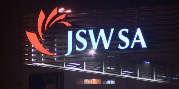 JSW wydobywa coraz więcej pieniędzy z kasy. Rezerwy gotówki maleją w zastraszającym tempie.