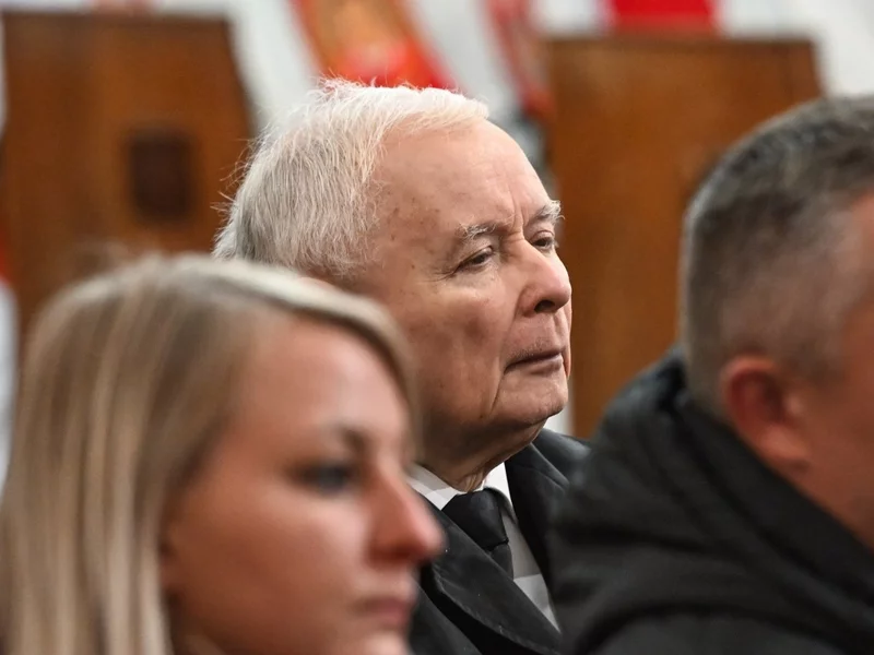 Czy Kaczyński popełnił błąd? Pierwszy sondaż po połączeniu z Suwerenną Polską jest już dostępny