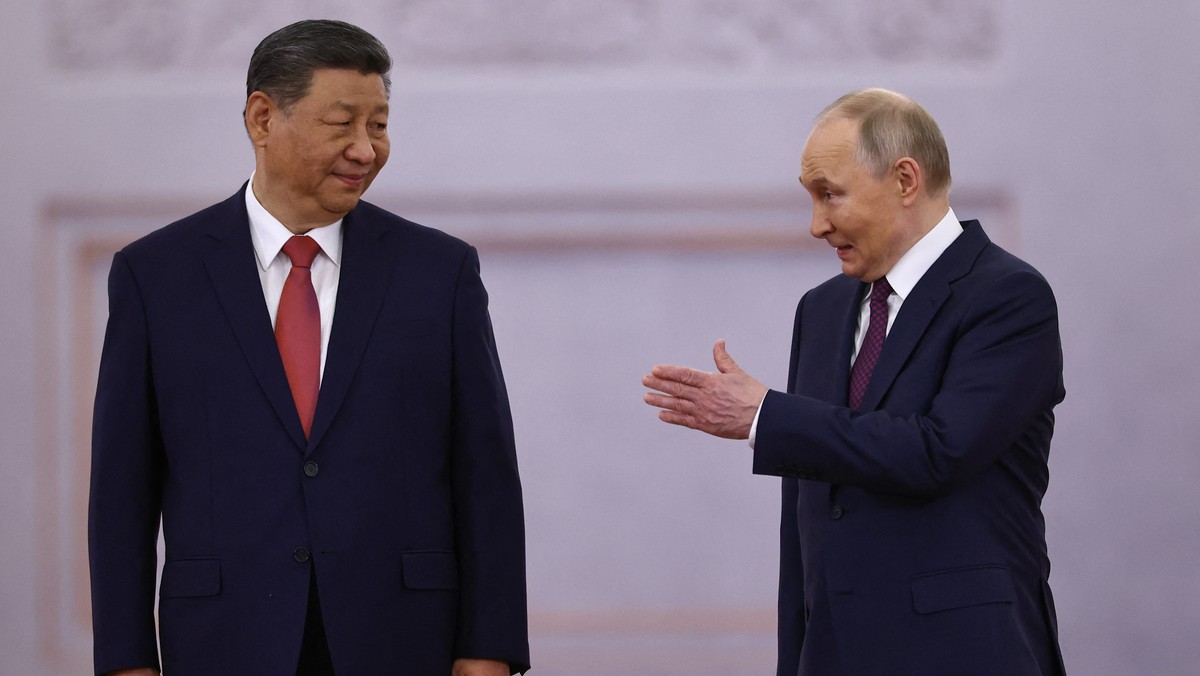 Putin udaje pewność w okresie zastoju. Xi Jinping blokuje jego kluczowe inicjatywy