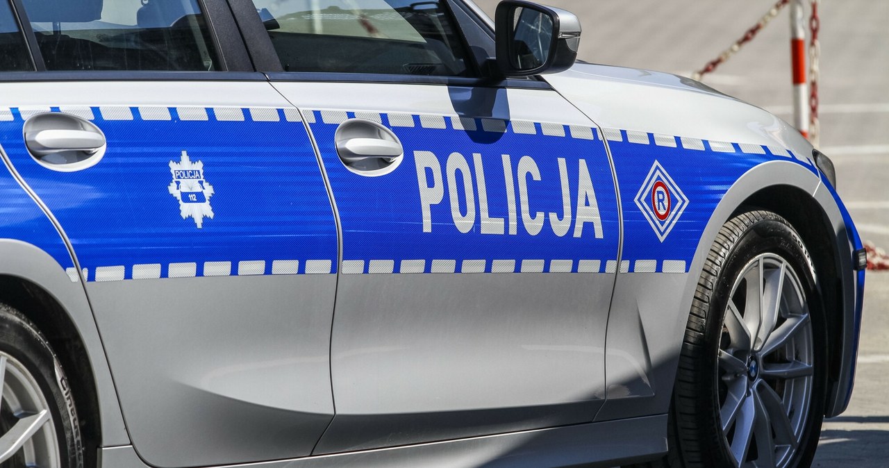 Samochód wjechał w grupę nastoletnich rowerzystów. Dwóch w stanie krytycznym