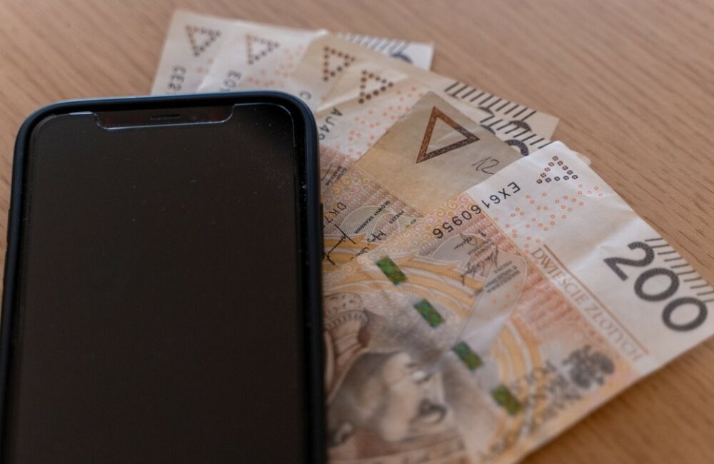 Uważaj na swoje finanse w banku! Przestępcy opracowali nową metodę oszustwa