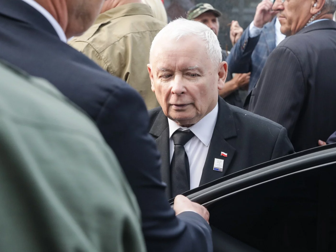 Jarosław Kaczyński z karą. Echa burzliwej wymiany zdań z Giertychem w Sejmie