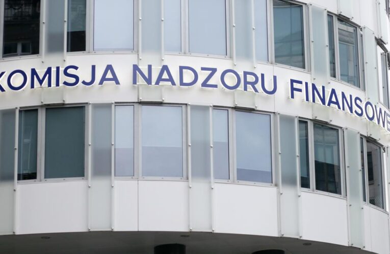 KNF nakazała korektę wezwania do składania zapisów na sprzedaż akcji Krynica Vitamin