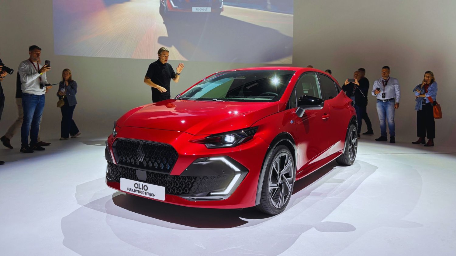 Nowe Renault Clio zaskakuje śmiałością — tak odważnego modelu tej marki jeszcze nie widzieliśmy