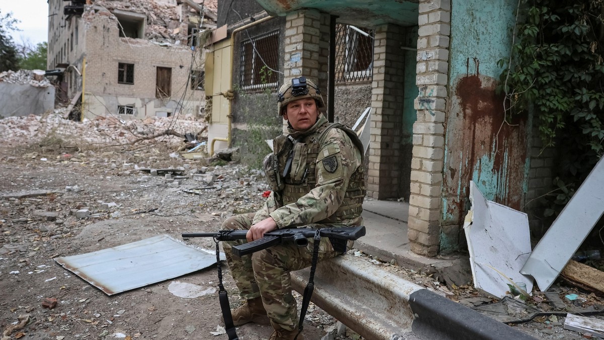 Rosyjska ofensywa utknęła w miejscu – ukraińska armia korzysta z trudnych warunków pogodowych i niedoborów sprzętu po stronie wroga