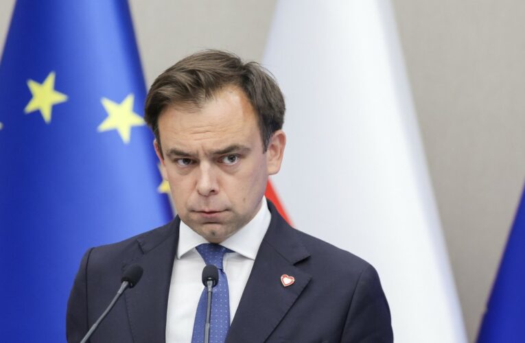 Budżet na 2026 rok pod znakiem zapytania – minister Domański intensyfikuje poszukiwania środków