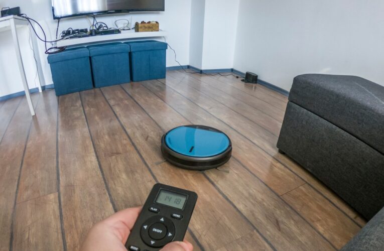 Zastosowanie sztucznej inteligencji w sprzęcie AGD. Jakie funkcje oferują lodówki, pralki i telewizory z AI?