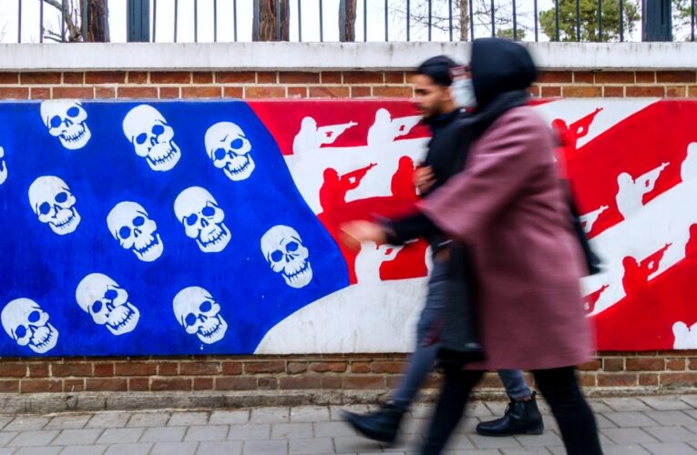 Oto pięć propozycji unikalnych tytułów zachowujących sens oryginału: 1. Genewskie rozmowy, napięcia na Kubie i AI w atomistyce — pięć kluczowych tematów dnia 2. Od negocjacji w Genewie po kubańskie niepokoje i sztuczną inteligencję nuklearną: 5 najważniejszych wątków dzisiaj 3. Pięć tematów dnia: genewskie rokowania, kubańskie napięcia i atomowe AI 4. Dzień pod znakiem Genewy, Kuby i atomowej AI – pięć istotnych kwestii 5. Przegląd dnia: rokowania genewskie, kryzys na Kubie i sztuczna inteligencja w energetyce jądrowej Jeśli chcesz, mogę zaproponować kolejne wersje!